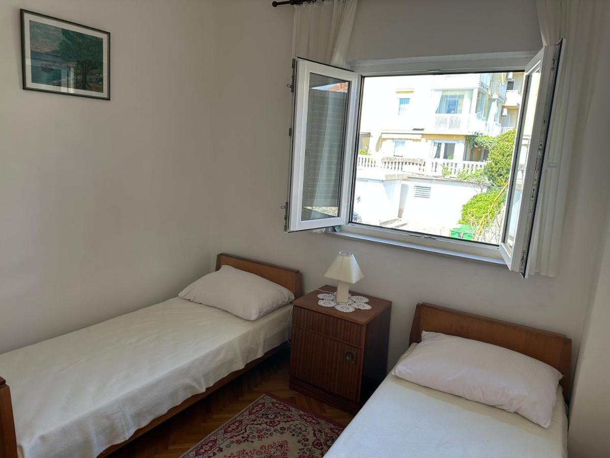 Spacious 2-Room Apartment With Beautiful Sea View Crikvenica Eksteriør bilde